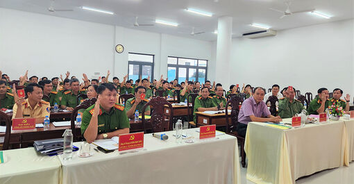 Đảng ủy Công an TP. Châu Đốc kiểm điểm giữa nhiệm kỳ thực hiện Nghị quyết Đại hội Đảng bộ nhiệm kỳ 2020 - 2025