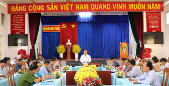 Ban Chấp hành Đảng bộ huyện Châu Thành đóng góp dự thảo báo cáo kiểm điểm giữa nhiệm kỳ thực hiện nghị quyết Đại hội Đảng bộ huyện lần thứ XII