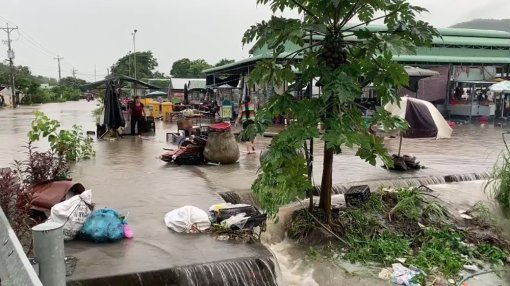 Xuất hiện lũ núi kèm mưa giông, gây thiệt hại lớn ở Ô Tà Sóc