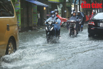 Thời tiết ngày 1/8: Bắc Bộ và Thanh Hóa có mưa to, cục bộ có mưa rất to