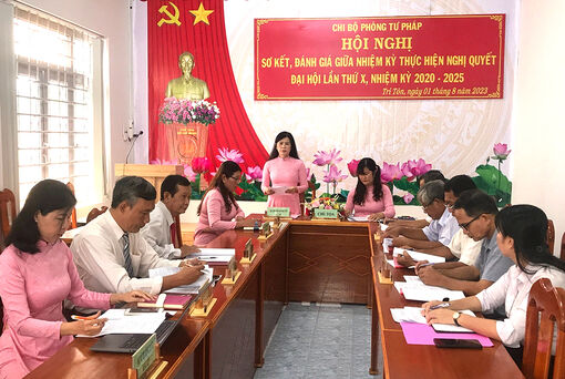 Phòng Tư pháp huyện Tri Tôn cần thực hiện có hiệu quả phong trào thi đua “Kỷ cương, trách nhiệm, đoàn kết, sáng tạo”