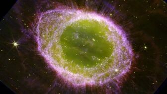Kính thiên văn James Webb chụp được 'hình ảnh 5 tỷ năm sau của Mặt trời'