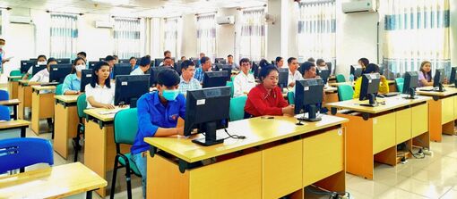 Trao giải Hội thi tin học khối cán bộ, công chức, viên chức trẻ tỉnh An Giang năm 2023