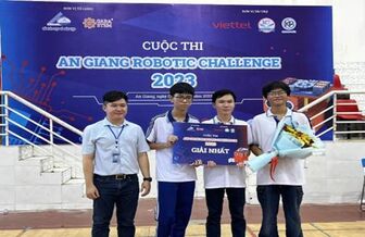 Trường THPT Long Xuyên đạt hạng nhất bảng trung học phổ thông Cuộc thi “An Giang Robotic Challenge 2023”