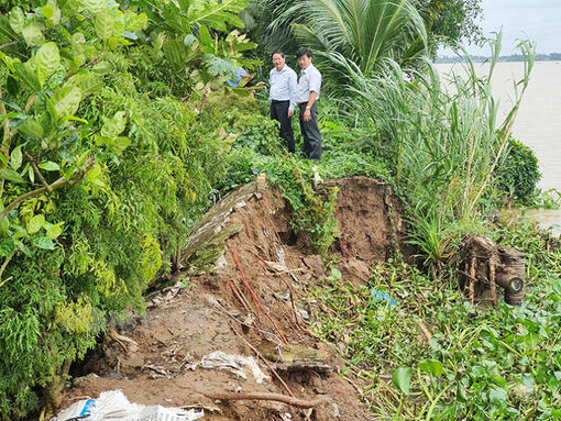 Bến Tre: Chủ động phòng chống sạt lở bờ sông, bờ biển