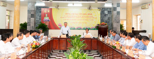Chánh án Tòa án nhân dân tối cao Nguyễn Hòa Bình làm việc với Tòa án nhân dân 2 cấp tỉnh An Giang