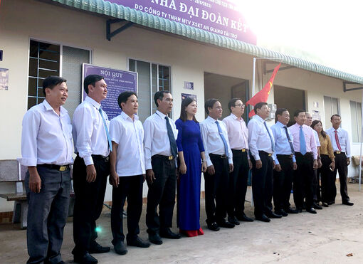 Khánh thành Khu nhà Đại đoàn kết ở xã Vĩnh Trường