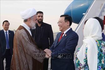 Chủ tịch Quốc hội Vương Đình Huệ bắt đầu thăm chính thức Cộng hòa Hồi giáo Iran