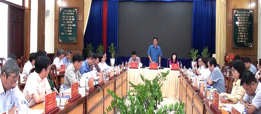 Họp Ban Thường vụ Huyện ủy Chợ Mới tháng 8/2023