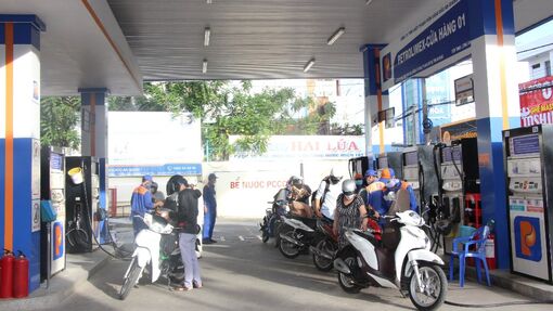Kiểm tra tiêu chuẩn, chất lượng xăng dầu