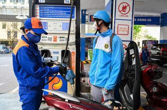 Giá xăng dầu trong nước tăng, cao nhất là diesel tăng hơn 1.800 đồng/lít