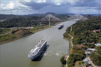 Kênh đào Panama tạm thời hạn chế tàu thuyền qua lại