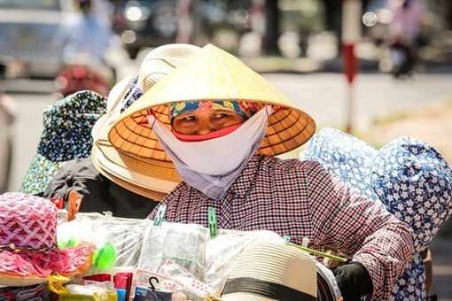 Nắng nóng ở các tỉnh Trung Bộ có khả năng kéo dài đến ngày 19/8