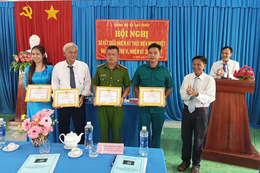 Lạc Quới tập trung xây dựng nông thôn mới gắn với bảo vệ chủ quyền an ninh biên giới