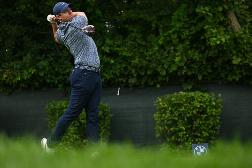 Rory McIlroy dẫn đầu BMW Championship