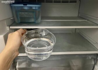 Vì sao nên để một bát nước trong tủ lạnh?