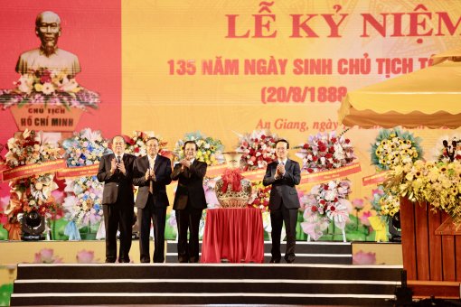 An Giang long trọng tổ chức Lễ kỷ niệm 135 năm Ngày sinh Chủ tịch Tôn Đức Thắng