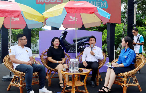 An Giang: 300 sinh viên tham gia Diễn đàn "Hỗ trợ kết nối thực tập sinh với doanh nghiệp và tư vấn cơ hội nghề nghiệp triển vọng"