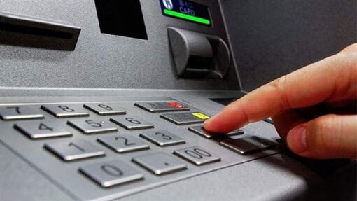 Lộ mật khẩu ATM có nguy hiểm không?