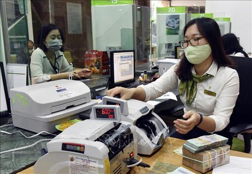 4 ngân hàng lớn giảm mạnh lãi suất huy động xuống mức thấp nhất hệ thống