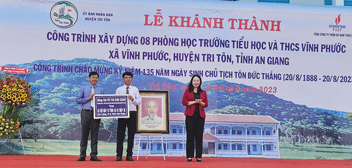 Ngôi trường nghĩa tình