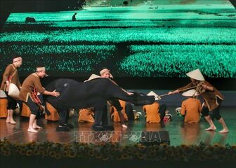 50 giải thưởng được trao cho các tài năng nghệ thuật múa, múa rối và kịch nói toàn quốc