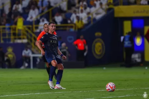 Ronaldo ghi 2 bàn phạt đền, kiến tạo cho Mane giúp Al Nassr thắng đậm