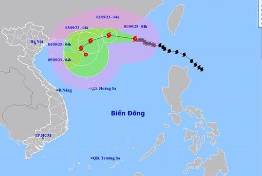 Bão số 3 giật trên cấp 17 ở Biển Đông, sóng có thể cao 10m