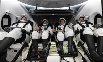 Bốn phi hành gia trên ISS trở về Trái Đất an toàn
