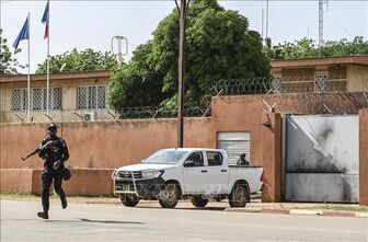 Người dân Niger tiếp tục biểu tình yêu cầu Pháp rút quân