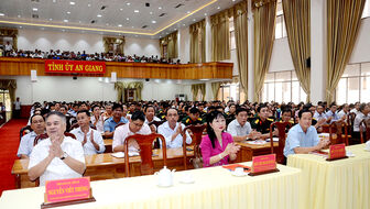 Hơn 3.500 đại biểu dự hội nghị tập huấn báo cáo viên, tuyên truyền viên