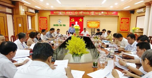 Huyện Tri Tôn đóng góp ý kiến cho kỳ họp 15 HĐND tỉnh An Giang