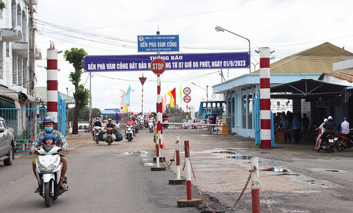 Trở lại bến phà xưa