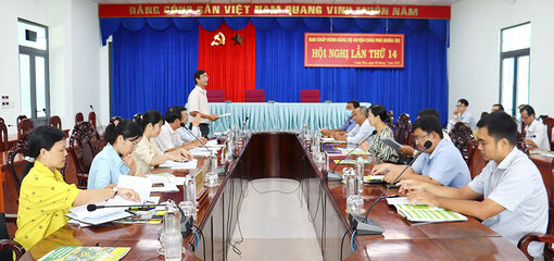 Kiểm tra, giám sát việc xây dựng nông thôn mới tại huyện Châu Phú