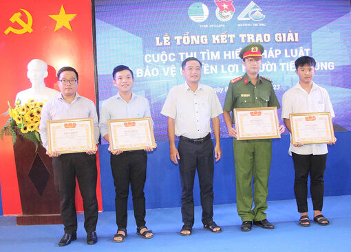 Nâng cao kiến thức pháp luật về bảo vệ quyền lợi người tiêu dùng