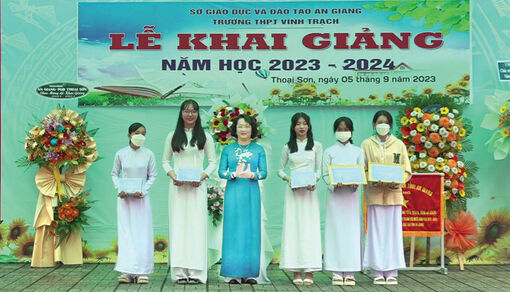 Sẻ chia đầu năm học mới