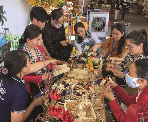 Nâng cao năng lực cho phụ nữ phát triển kinh tế