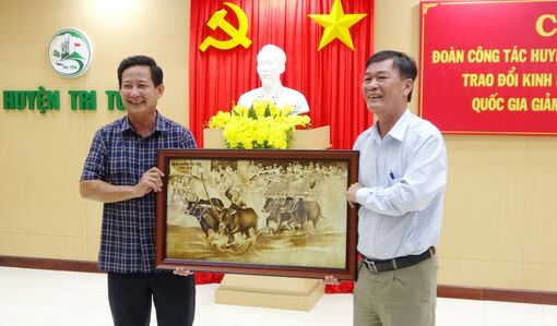 Huyện Phước Long học tập kinh nghiệm giảm nghèo tại huyện Tri Tôn