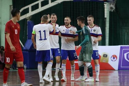 Tuyển futsal Việt Nam hòa 3-3 với đội tốp 4 thế giới