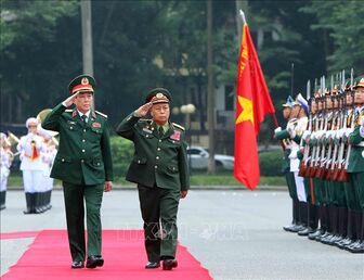 Chủ nhiệm Tổng cục Chính trị Quân đội nhân dân Lào thăm chính thức Việt Nam