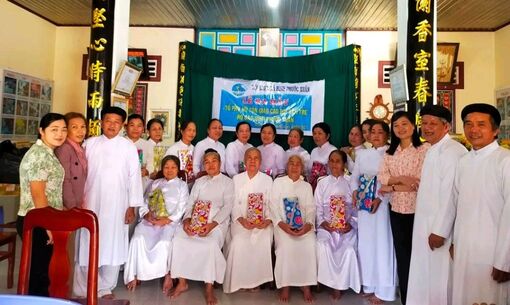 Phát triển tổ phụ nữ tôn giáo ở cơ sở