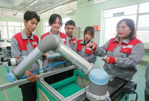 Trường Cao đẳng Nghề An Giang: Đoàn kết, kỷ cương, đổi mới và phát triển