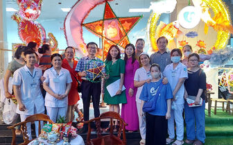 Bệnh viện Sản -Nhi An Giang tổ chức Tết Trung thu yêu thương cho bệnh nhân nhi