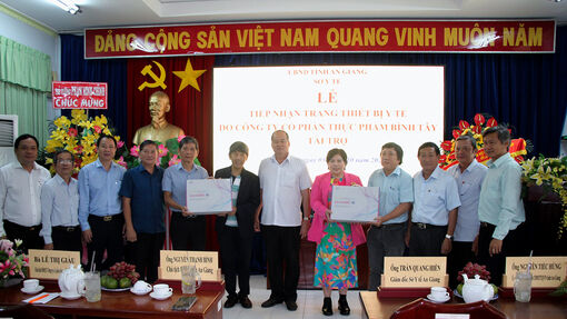 Công ty Cổ phần Thực phẩm Bình Tây tài trợ An Giang 2 máy tầm soát ung thư và 20 căn nhà, trị giá trên 1,5 tỷ đồng
