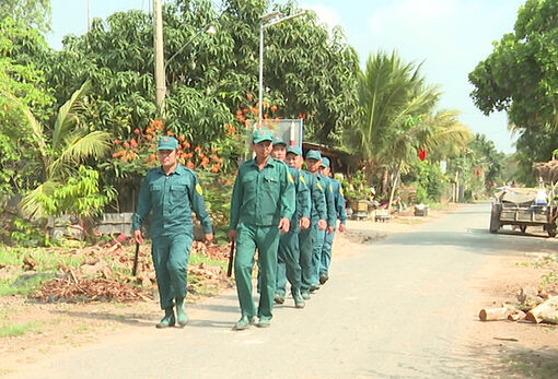 Đồng Tháp: Lực lượng dân quân tham gia giữ gìn trật tự xã hội vùng biên