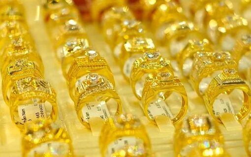 Giá vàng hôm nay 7/10: Kim loại quý đồng loạt tăng giá