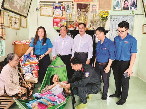 Nữ thủ lĩnh đoàn năng nổ, nhiệt huyết