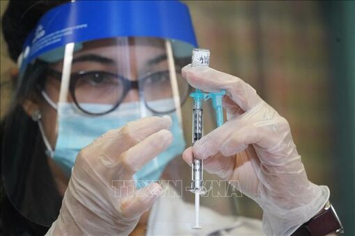 WHO hối thúc tiêm vaccine phòng COVID-19 trong mùa Thu và Đông