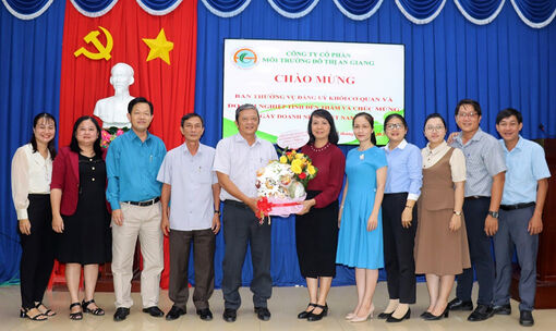Biểu dương những người làm việc thầm lặng vì môi trường