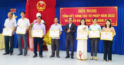 Tri Tôn làm tốt công tác hòa giải ở cơ sở
